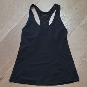 EUC Lululemon Goal Crusher Sport Tank Women's sz 2 Black Stripe Racer Back